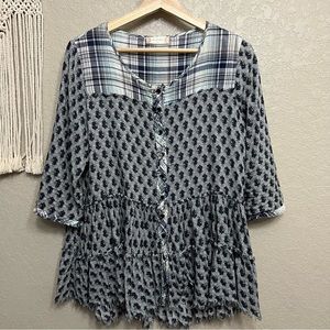 Altar'd State women sz M Frayed Tiered Plaid Floral Blouse